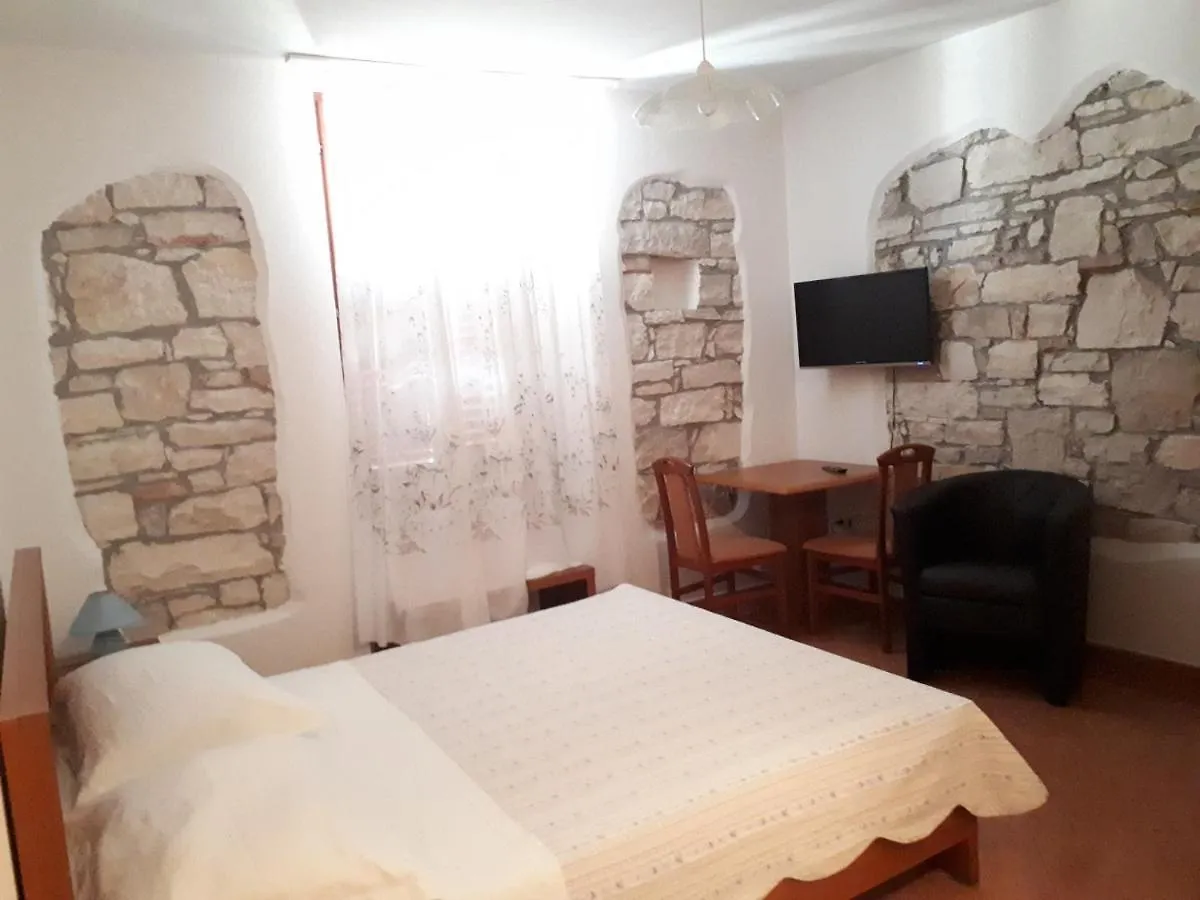 Apartments Lav Poreč Kroatien