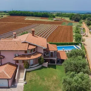Villa Francesca, Poreč